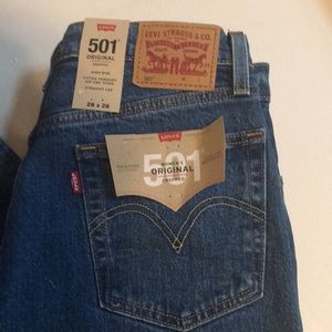 Levi’s 501 Straight Leg Cropped Jeans W28 L26